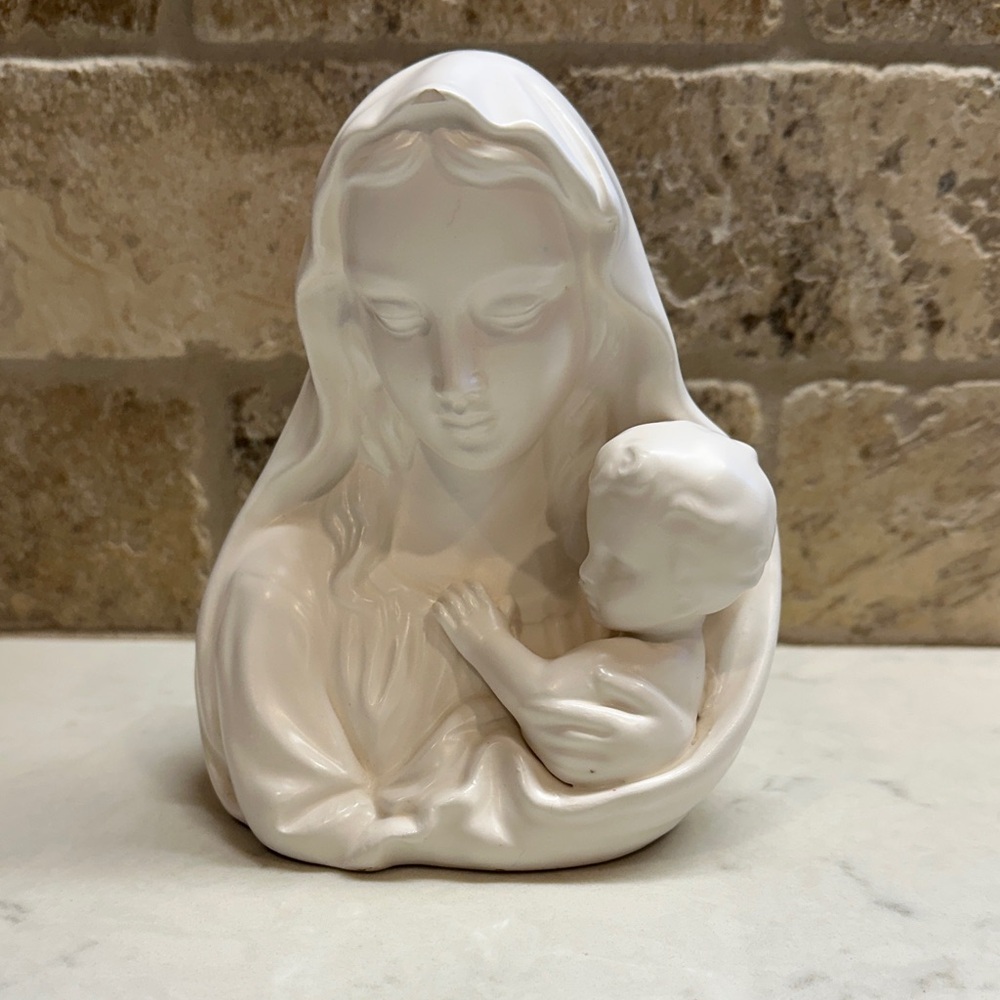 Elegant White 1963 Ceramic Mother and Child Sculpture planter made in the USA